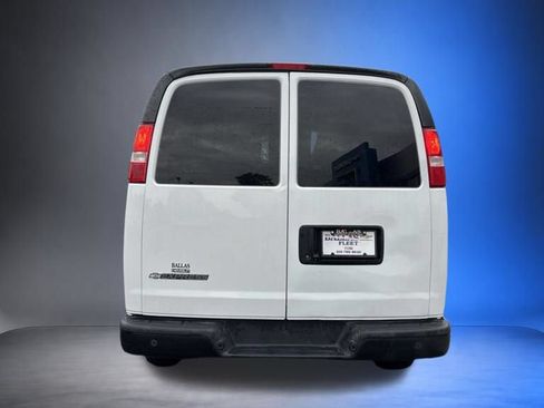 Certified 2019 Chevrolet Express 2500 w/ Driver Convenience Package RWD image 4