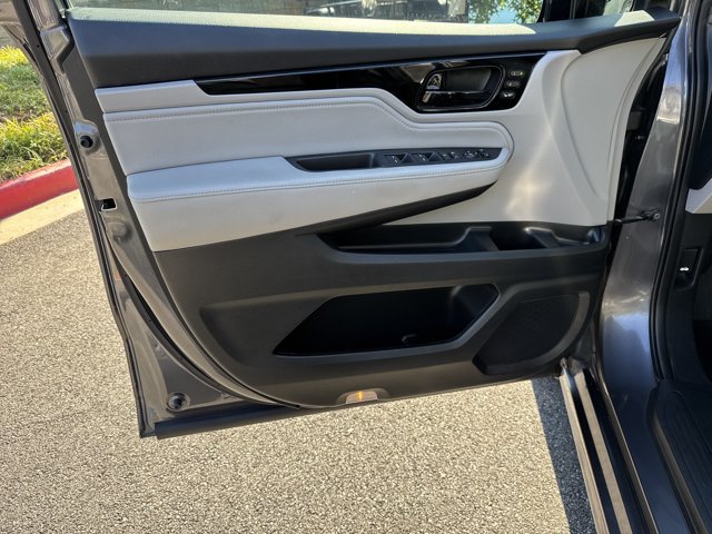 Used 2023 Honda Odyssey Elite image 11