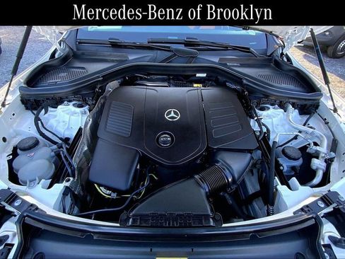 Certified 2025 Mercedes-Benz GLC 300 4MATIC image 28