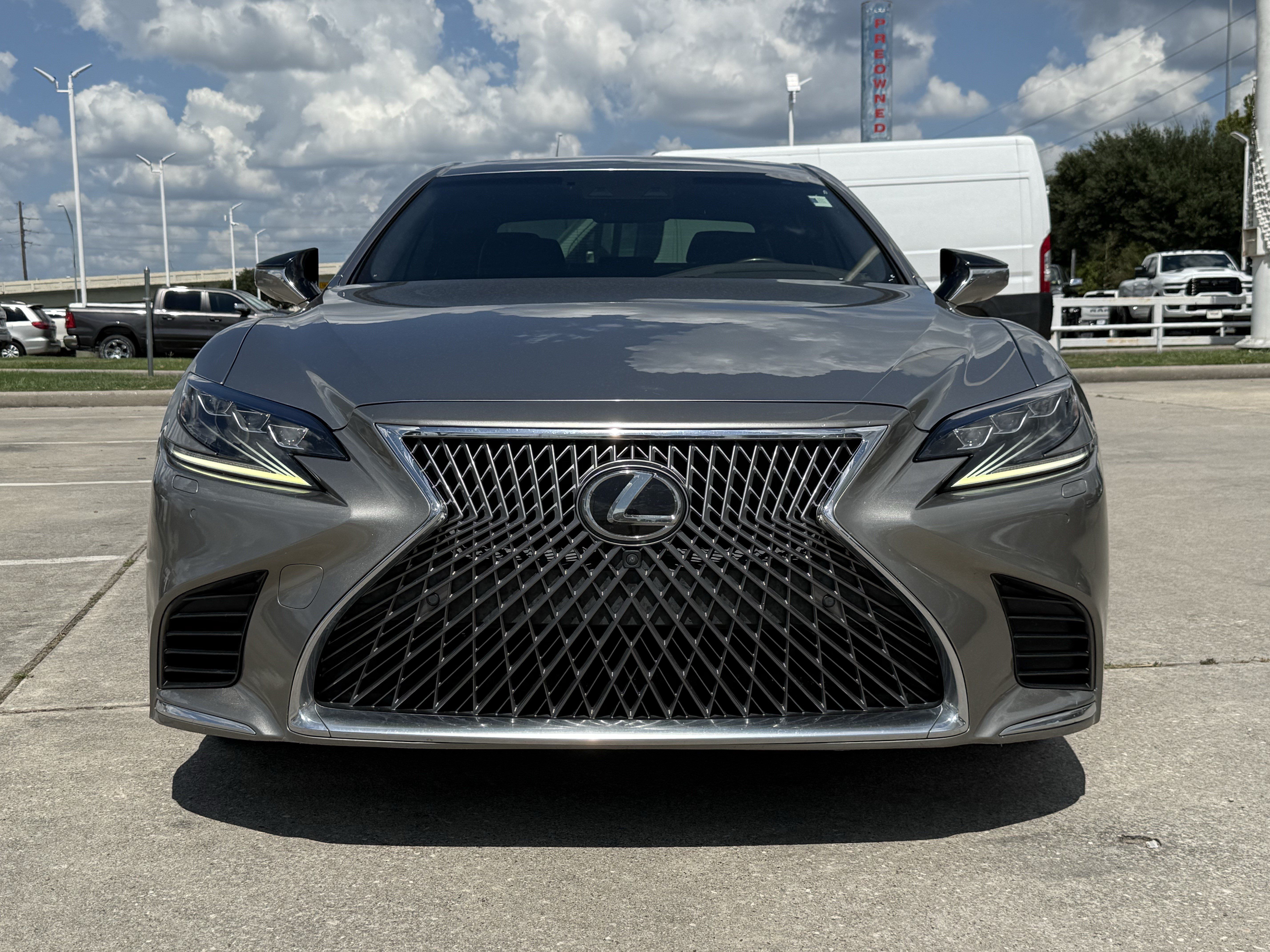 Used 2020 Lexus LS 500 w/ Interior Upgrade Package RWD image 10