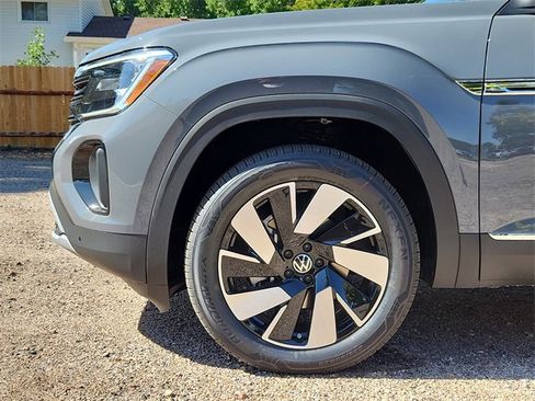 New 2026 Volkswagen Atlas Cross Sport SEL image 29