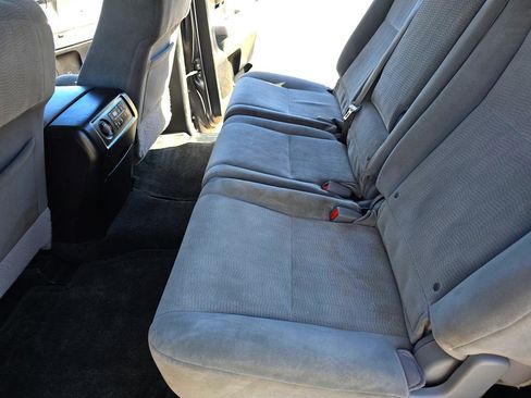 Used 2018 Toyota Sequoia SR5 w/ Carpet Mat Package image 23