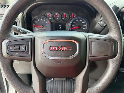 Used 2019 GMC Sierra 1500 4x4 Crew Cab w/ Convenience Package image 14