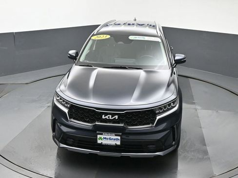 Used 2023 Kia Sorento EX image 26