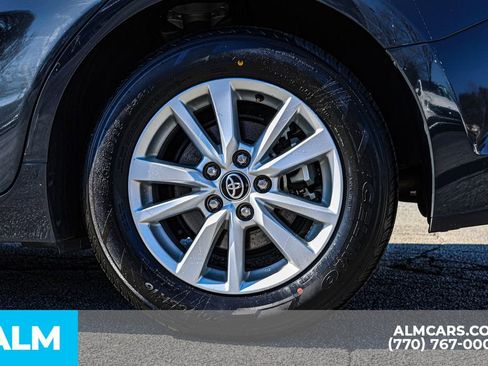 Used 2025 Toyota Camry LE image 18