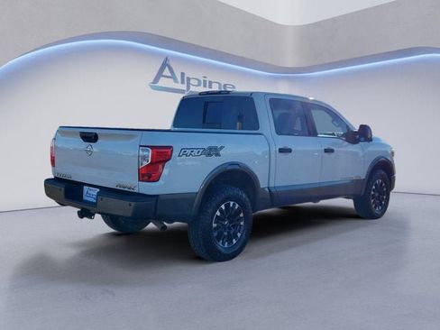 Used 2018 Nissan Titan PRO-4X w/ Pro-4x Convenience Package image 5