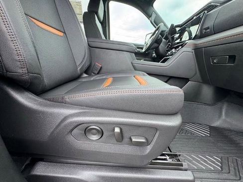 New 2025 GMC Sierra 2500 AT4 w/ AT4 Premium Plus Package image 24