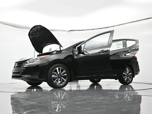 New 2025 Nissan Versa SV w/ Trunk Package FWD image 54