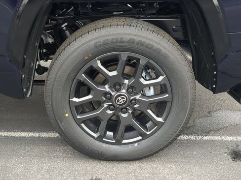 New 2026 Toyota Tundra Platinum AWD/4WD image 20