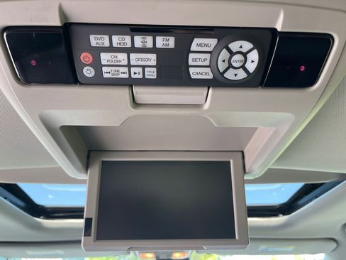 Used 2016 Honda Odyssey Touring image 25