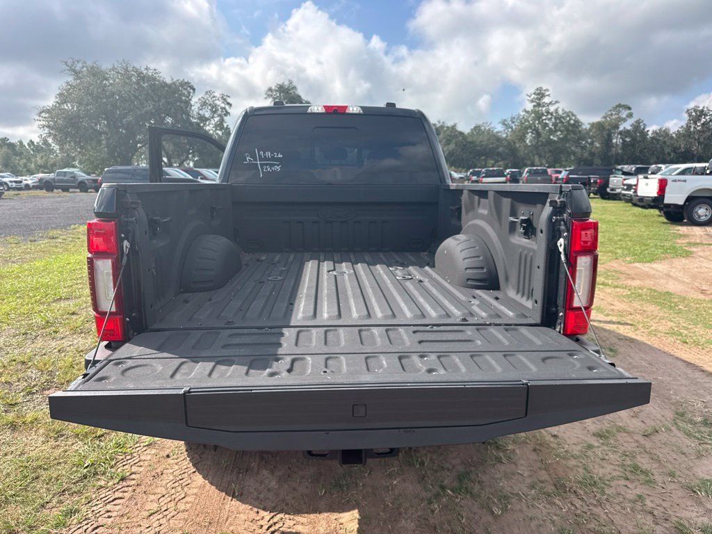 Used 2022 Ford F350 Lariat w/ Tremor Off-Road Package AWD/4WD image 14