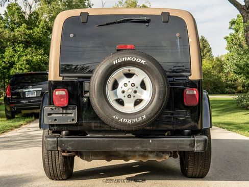 Used 2002 Jeep Wrangler Sahara AWD/4WD image 5