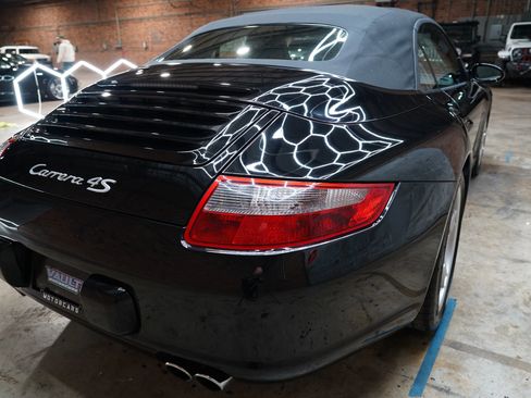 Used 2006 Porsche 911 Carrera 4S image 21