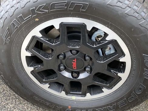 New 2026 Toyota Tacoma TRD Off-Road AWD/4WD image 5