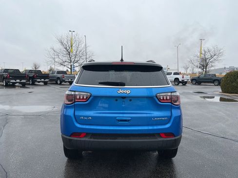 Used 2025 Jeep Compass Limited image 4