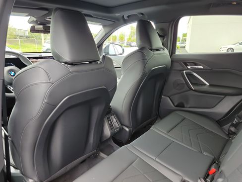 New 2026 BMW X2 xDrive28i w/ Technology Package AWD/4WD image 9
