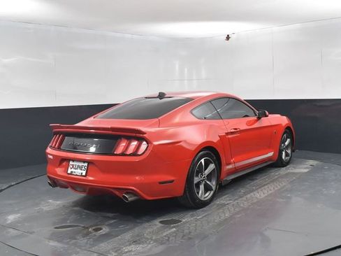 Used 2015 Ford Mustang Coupe w/ Equipment Group 051A image 9