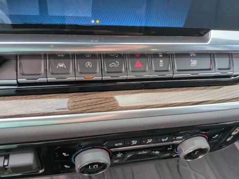 New 2026 Chevrolet Silverado 1500 LT w/ Texas Edition Plus image 27