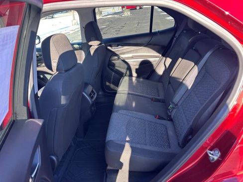 Used 2024 Chevrolet Equinox LT image 7