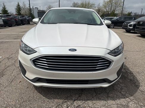 Used 2020 Ford Fusion SE image 8