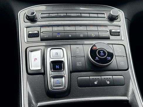 Used 2023 Hyundai Santa Fe SEL image 16