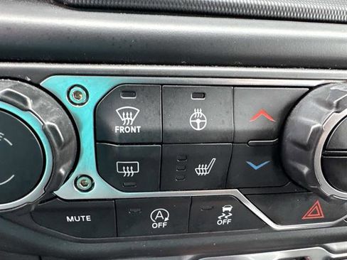 Used 2023 Jeep Wrangler Sport image 12