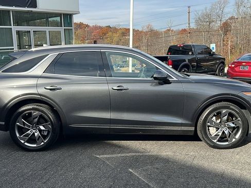 Used 2025 Genesis Electrified GV70 Advanced image 6