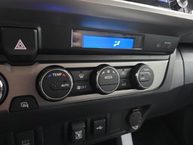 Certified 2022 Toyota Tacoma SR5 AWD/4WD image 19