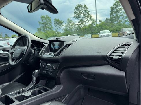 Used 2017 Ford Escape Titanium AWD/4WD image 20
