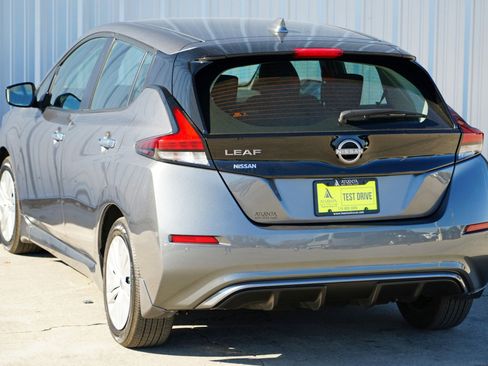 Used 2025 Nissan Leaf S image 43