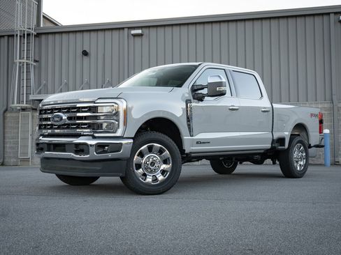New 2026 Ford F350 Lariat w/ Lariat Ultimate Package AWD/4WD image 3