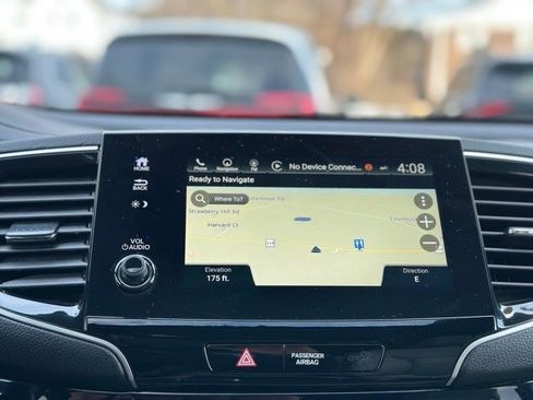 Used 2019 Honda Pilot Touring image 14