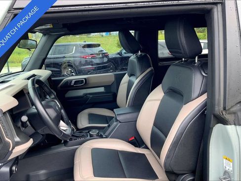 Used 2024 Ford Bronco Big Bend w/ Sasquatch Package AWD/4WD image 9
