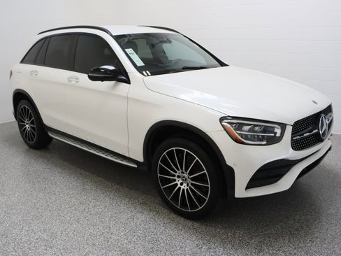 Used 2022 Mercedes-Benz GLC 300 image 4