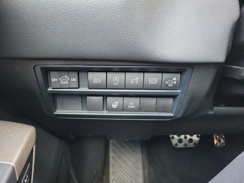 Used 2025 Toyota Tundra Limited w/ TRD Off-Road Package AWD/4WD image 27