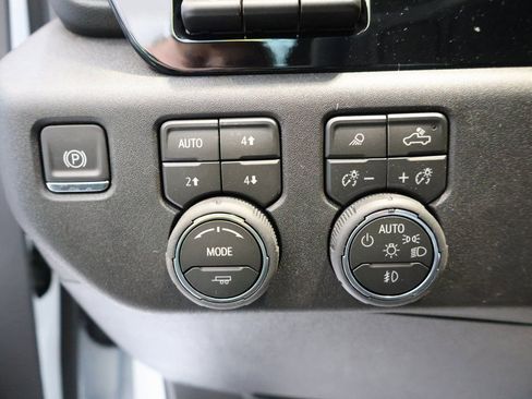 New 2026 Chevrolet Silverado 3500 LTZ w/ LTZ Plus Package image 13