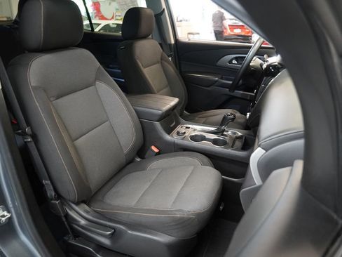 Used 2019 Chevrolet Traverse LS FWD image 35
