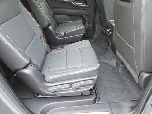 New 2026 GMC Yukon XL Elevation image 30