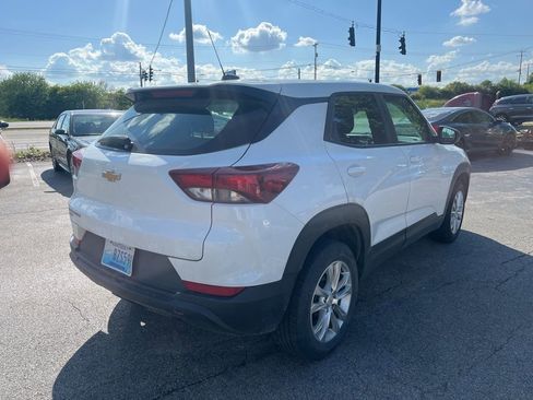 Used 2021 Chevrolet TrailBlazer LS AWD/4WD image 3