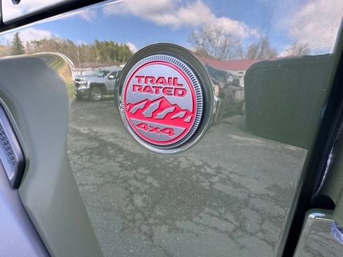 Used 2021 Jeep Wrangler Rubicon w/ Cold Weather Group AWD/4WD image 29