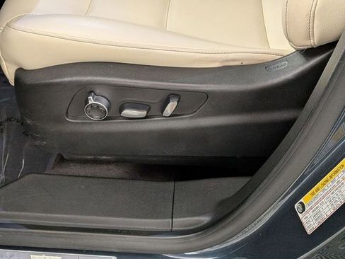 Used 2019 Cadillac XT4 Sport w/ Driver Awareness Package FWD image 14