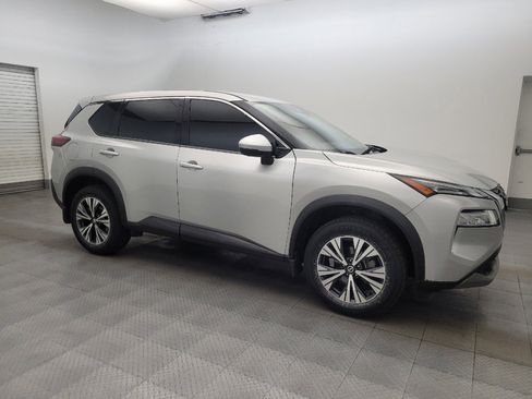 Used 2021 Nissan Rogue SV FWD image 11