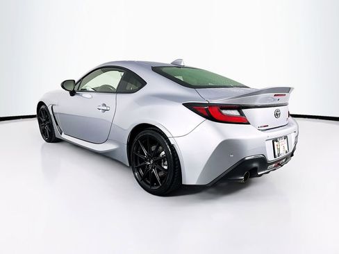 Used 2024 Toyota GR86 Premium image 7