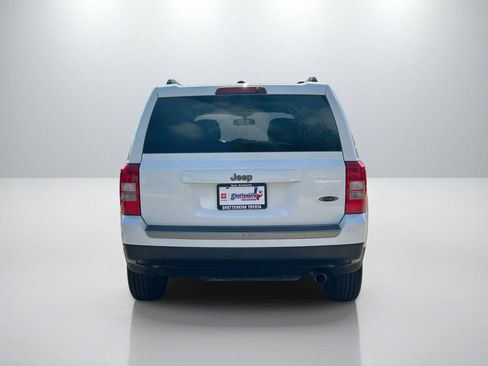 Used 2016 Jeep Patriot Sport w/ Power Value Group image 6