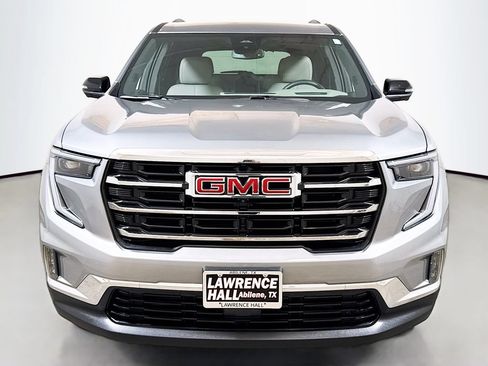 Used 2025 GMC Acadia Elevation w/ Elevation Premium Package FWD image 2