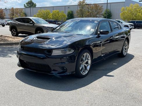 Used 2022 Dodge Charger GT RWD image 3