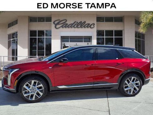New 2026 Cadillac Optiq Luxury 2 RWD image 2