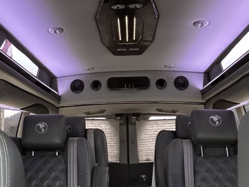 Used 2023 Ford Transit 150 XLT w/ Exterior Upgrade Package image 30