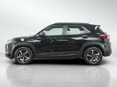 Used 2022 Chevrolet TrailBlazer RS FWD image 2