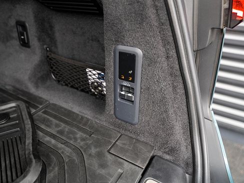 Used 2025 Land Rover Range Rover Sport Autobiography image 23